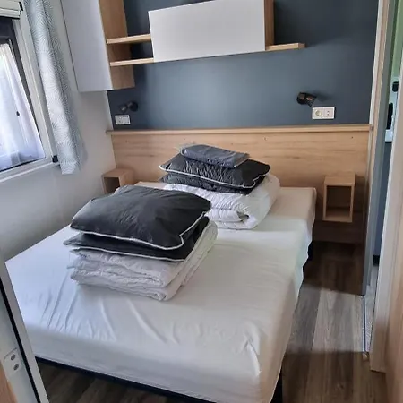 Mobil 45 M2 Très Luxueux 3 Ch Et 2 Sdb - 4 étoiles Les Charmettes 499 Proche Fun Zone- Appartement Les Mathes