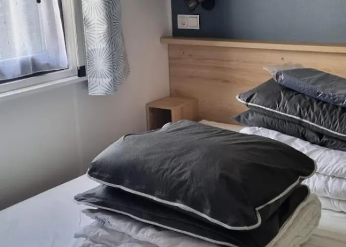 Mobil 45 M2 Tres Luxueux 3 Ch Et 2 Sdb - 4 Etoiles Les Charmettes 499 Proche Fun Zone- דירה לס מתה